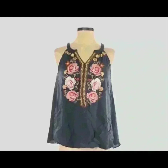 Andree by Unit Blue/Gray Embroidery Sleeveless V Neck Top Size S - Picture 5 of 5